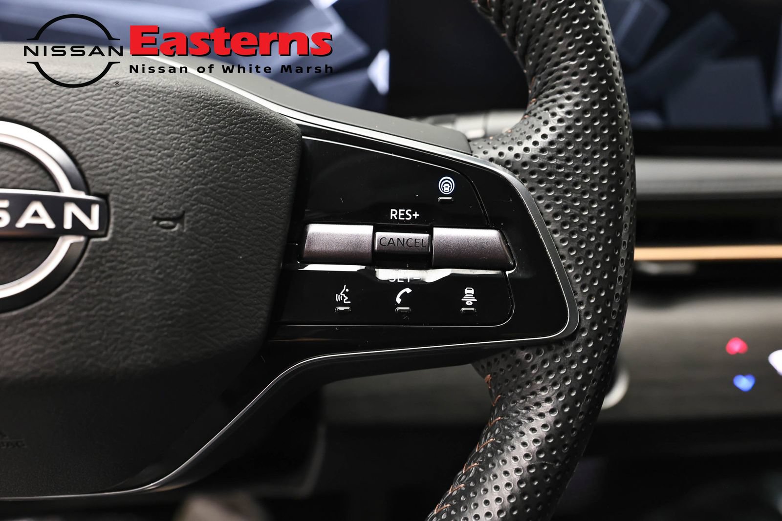 Used 2024 Nissan Ariya AWD image 16