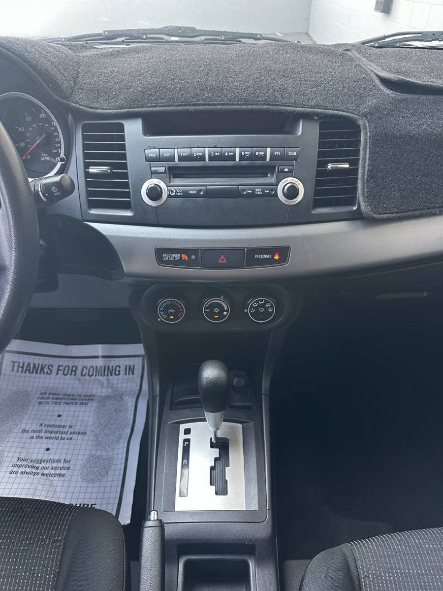 Used 2011 Mitsubishi Lancer ES FWD image 11