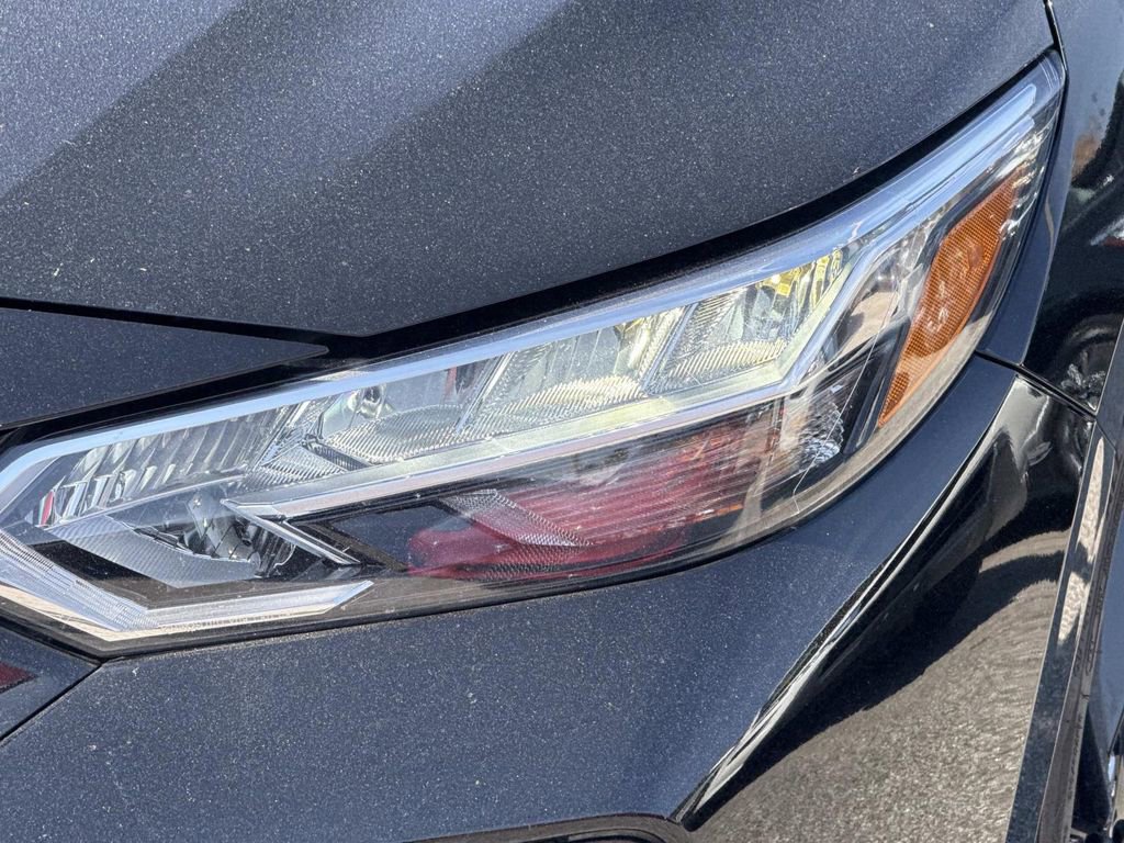 Used 2022 Nissan Sentra SR w/ Trunk Package image 10