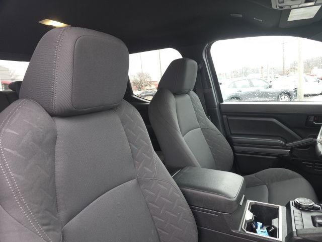 Certified 2024 Toyota Tacoma SR5 image 9