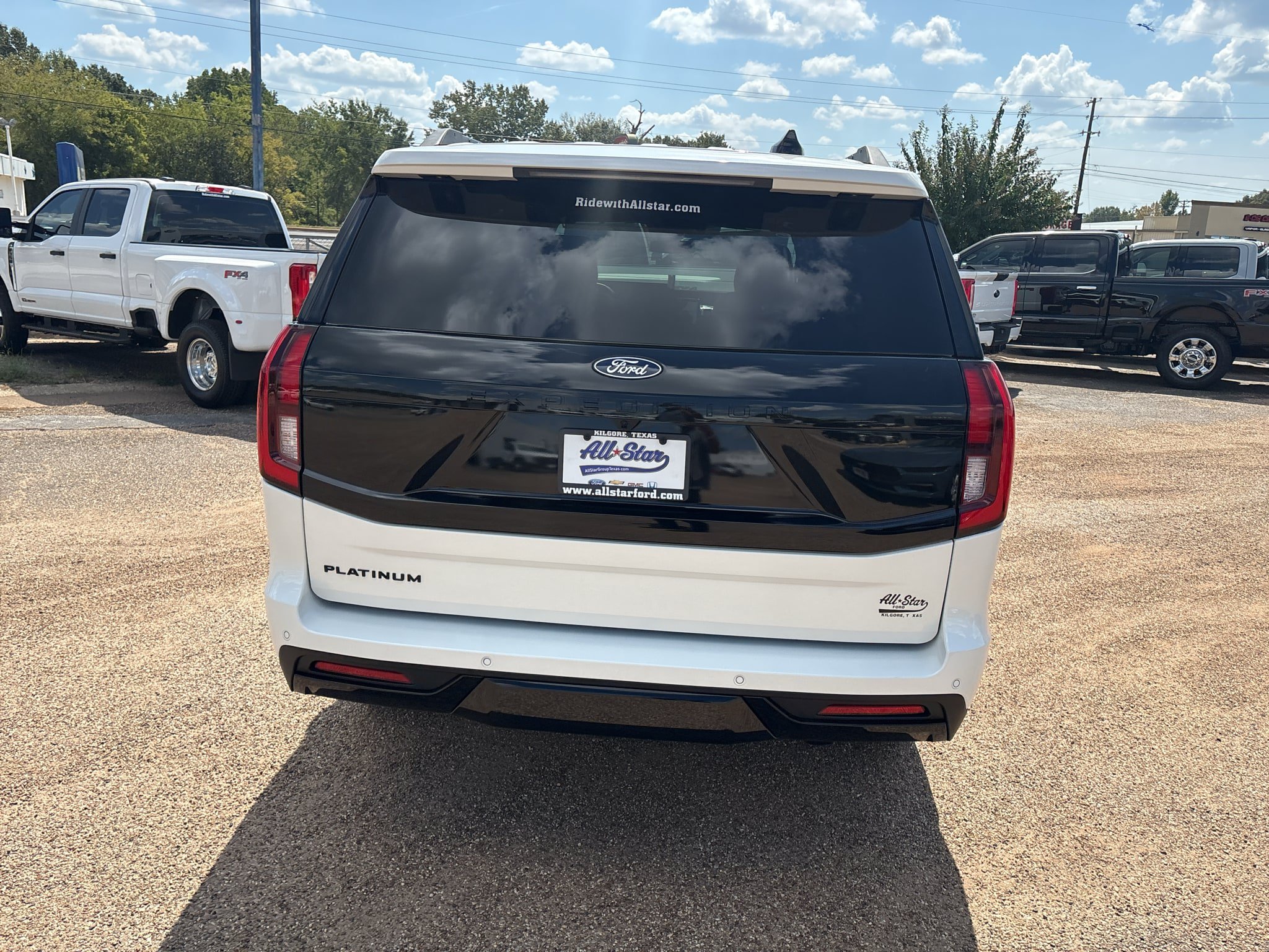 New 2027 Ford Expedition Platinum w/ Stealth Appearance Package AWD/4WD image 5