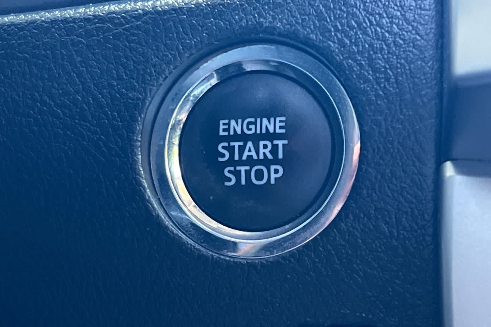 Used 2022 Toyota 4Runner Limited AWD/4WD image 29