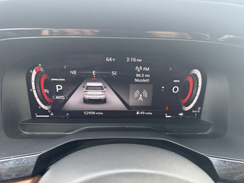 Used 2022 Nissan Pathfinder Platinum w/ Cargo Package image 10