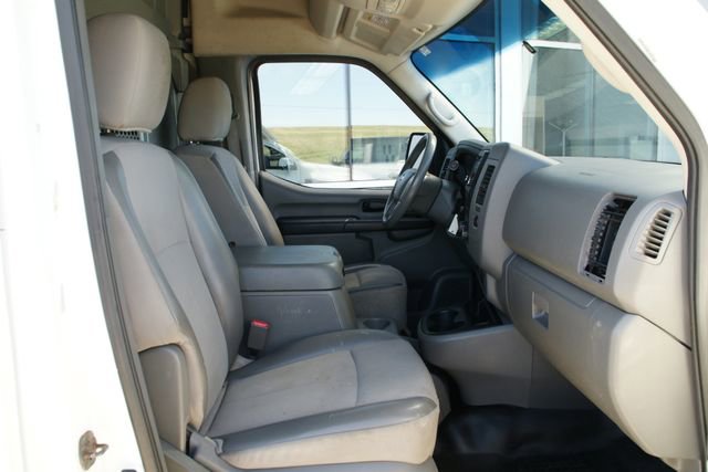 Used 2018 Nissan NV 2500 S image 19