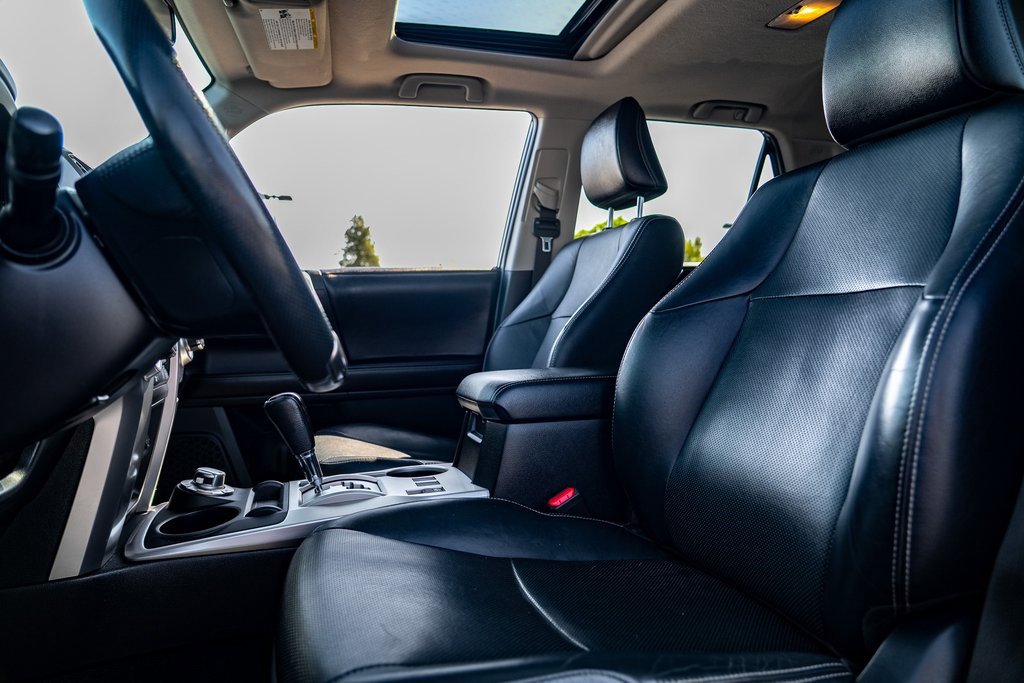 Used 2015 Toyota 4Runner Limited image 25