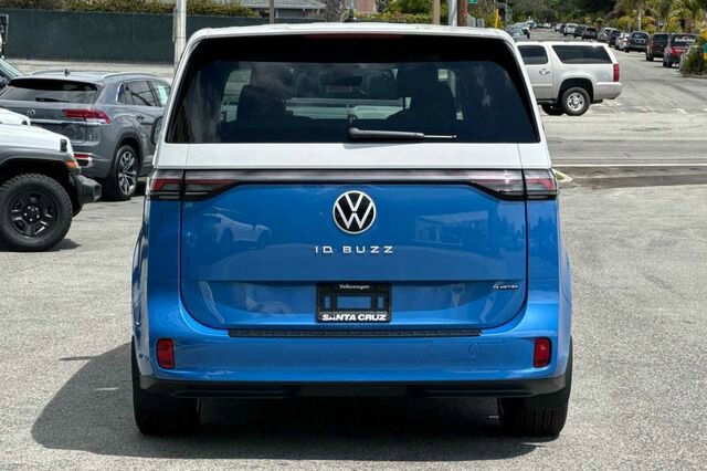 New 2025 Volkswagen ID. Buzz 1st Edition image 5