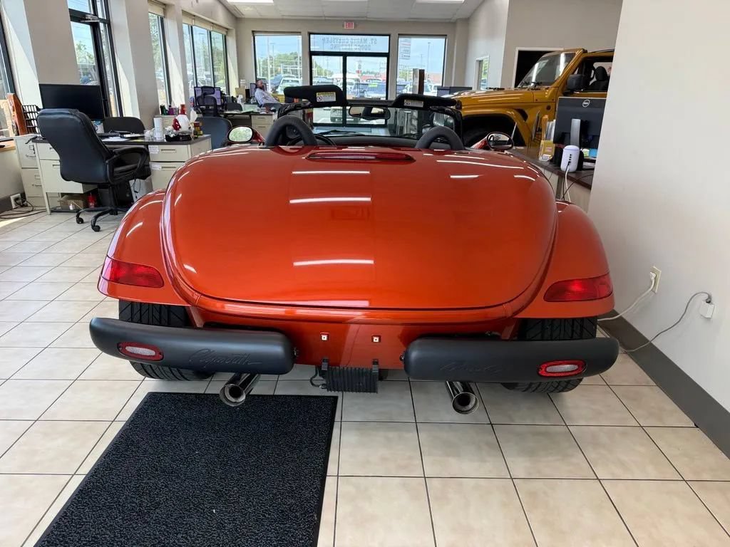 Used 2001 Plymouth Prowler RWD image 6