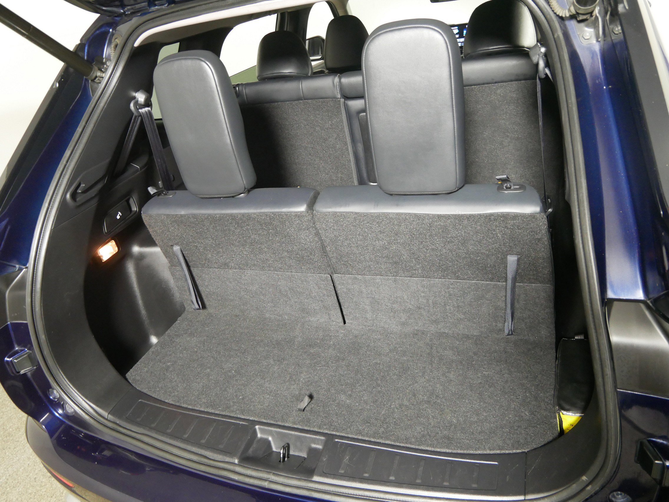 Used 2024 Mitsubishi Outlander SE image 18