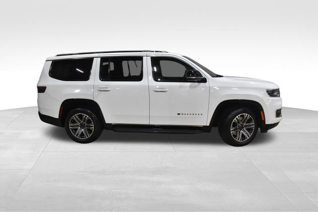 Certified 2024 Jeep Wagoneer Series II w/ Flexible Seating Group AWD/4WD image 3
