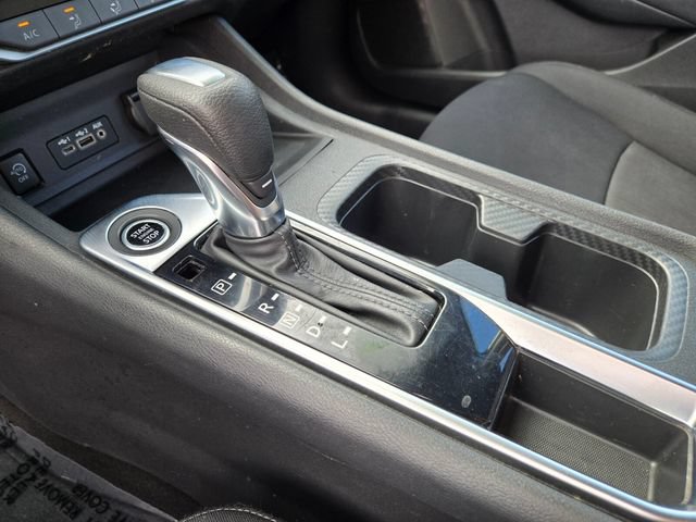 Used 2024 Nissan Sentra SV FWD image 26