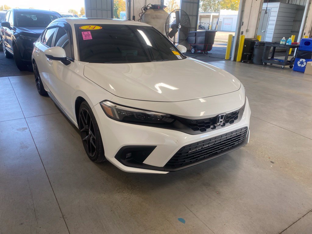 Used 2024 Honda Civic Sport Touring image 1