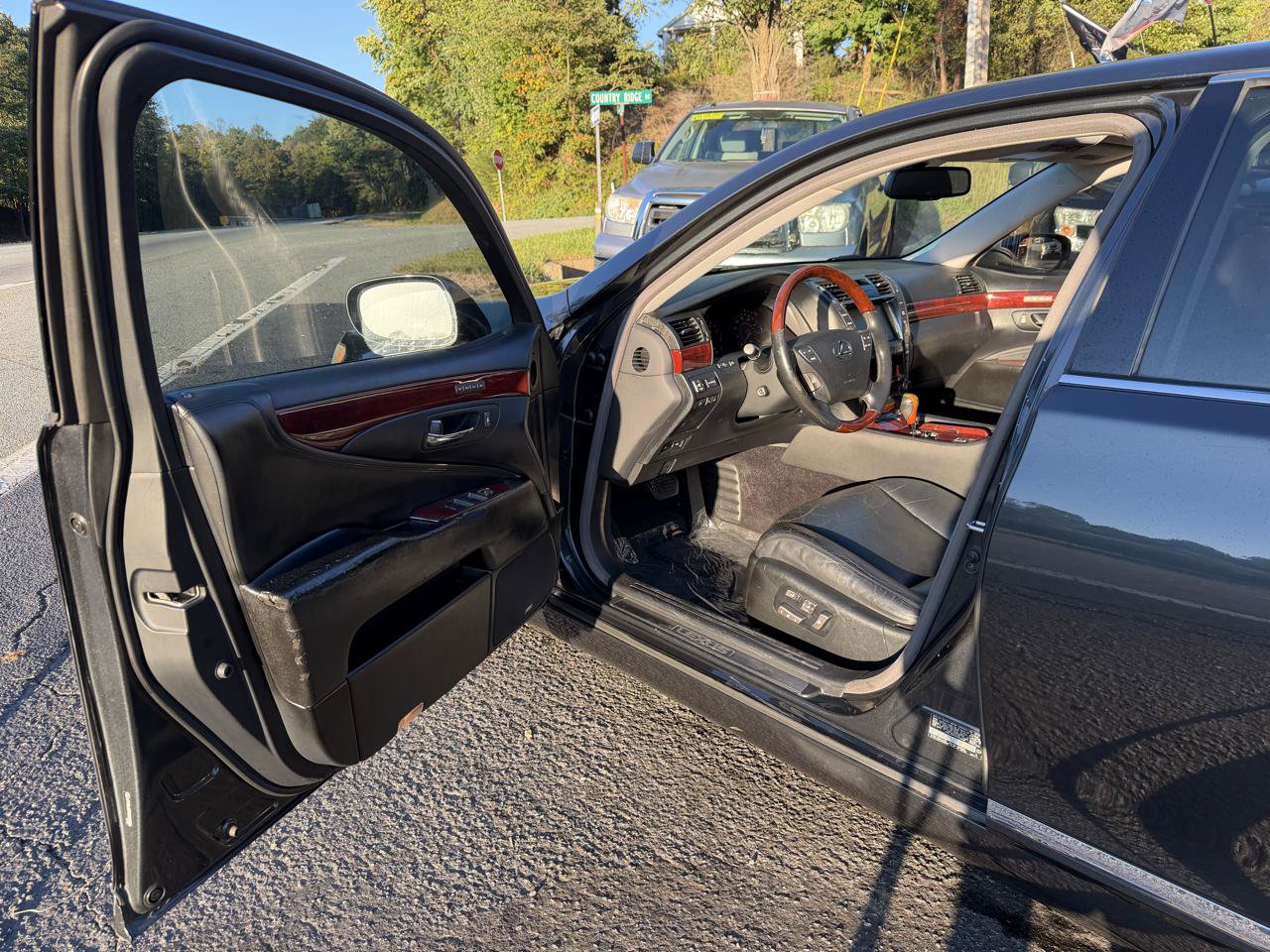 Used 2009 Lexus LS 460 RWD image 10