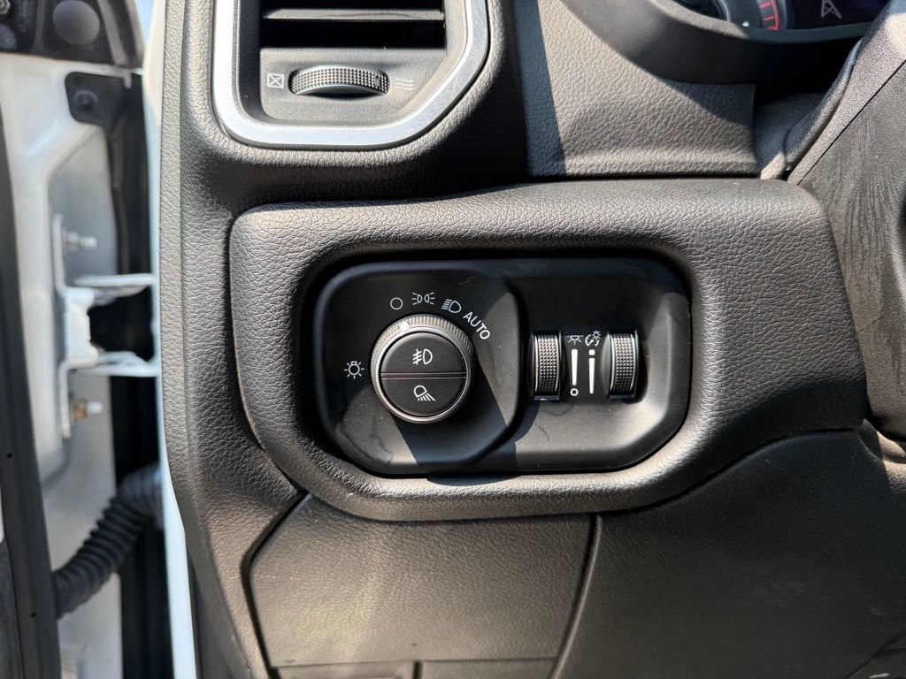 Used 2019 RAM 3500 Laramie AWD/4WD image 14