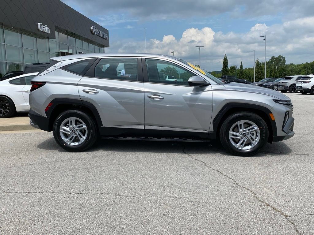 New 2026 Hyundai Tucson SE FWD image 9