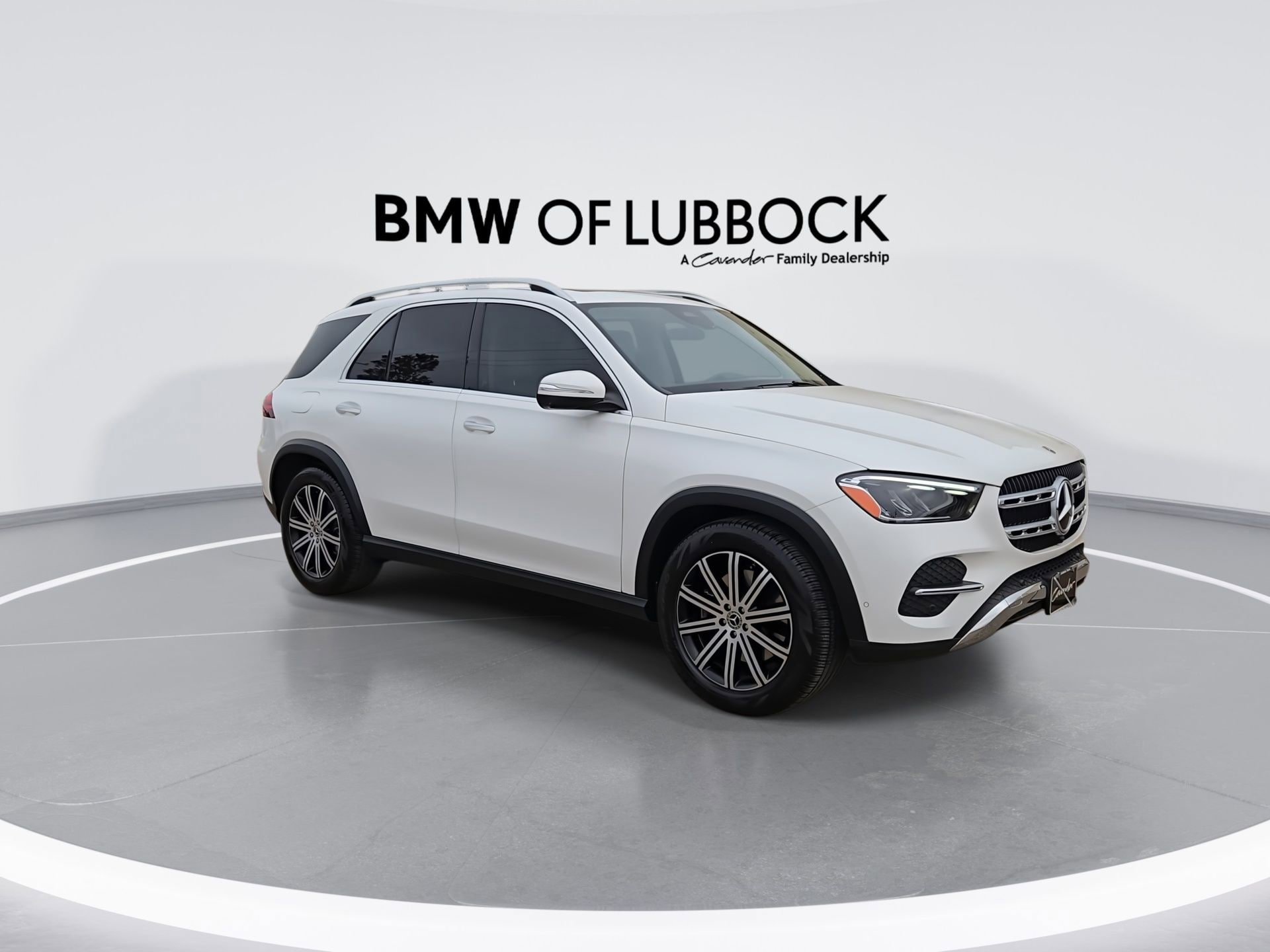 Used 2024 Mercedes-Benz GLE 450 4MATIC image 2