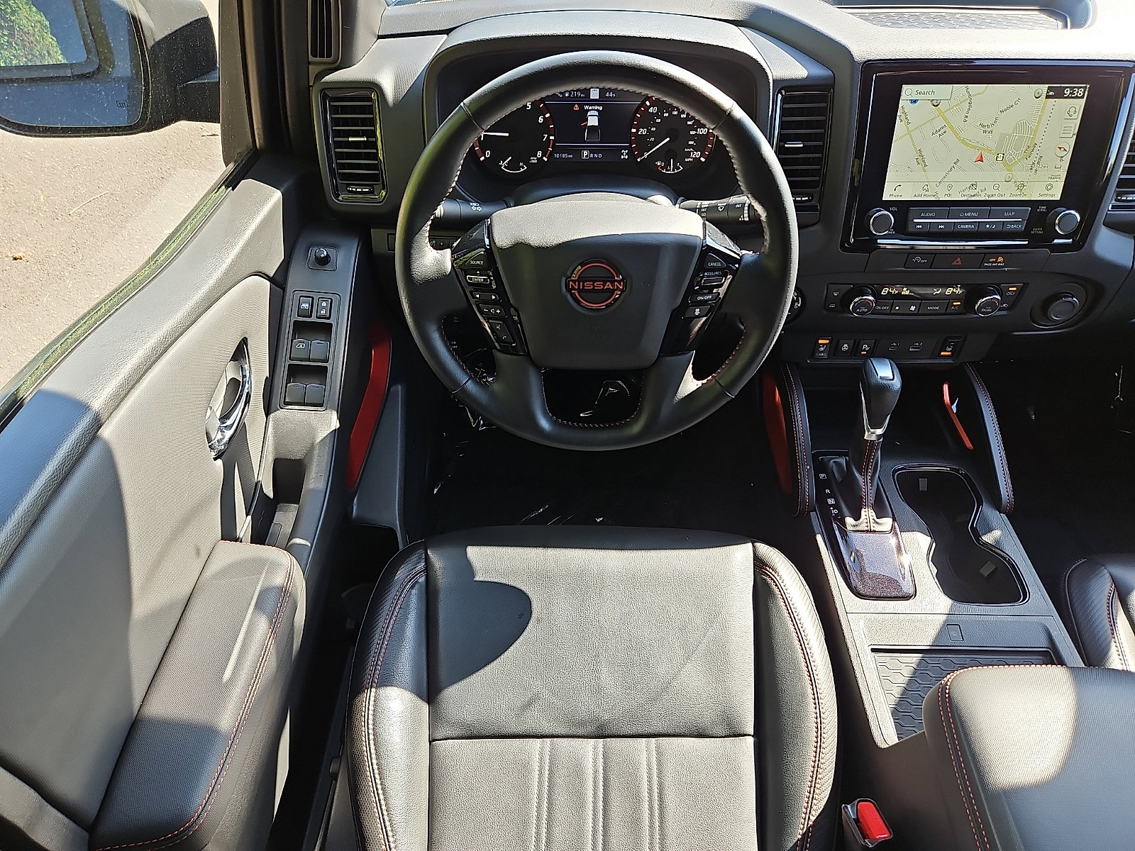 Certified 2023 Nissan Frontier PRO-4X w/ Pro-4X Premium Package AWD/4WD image 11