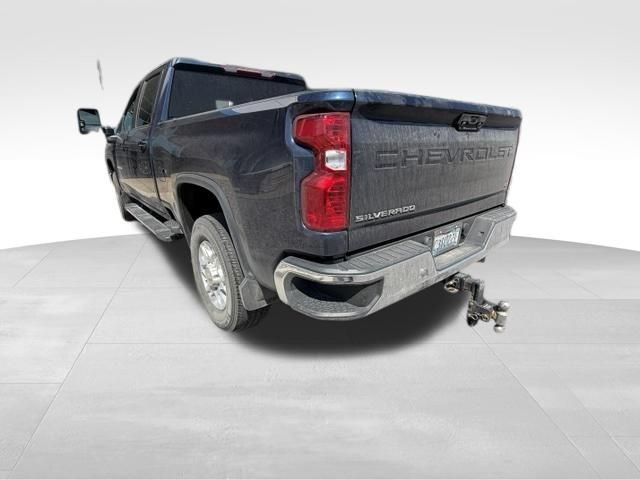 Used 2022 Chevrolet Silverado 2500 LT w/ Convenience Package AWD/4WD image 15