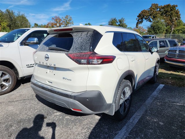 Used 2021 Nissan Rogue SV w/ Premium Package image 5