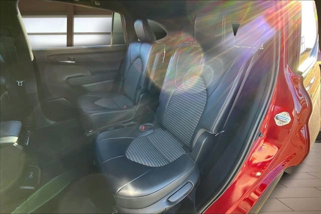 Used 2023 Toyota Highlander XSE image 26