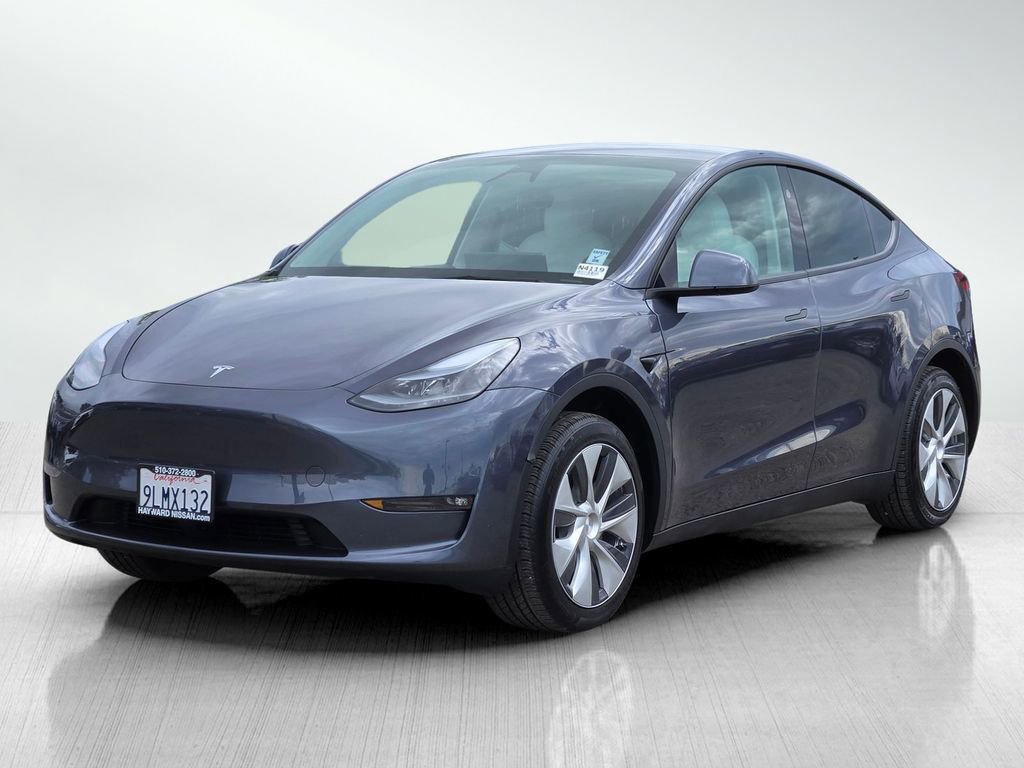 Used 2023 Tesla Model Y 2WD image 8