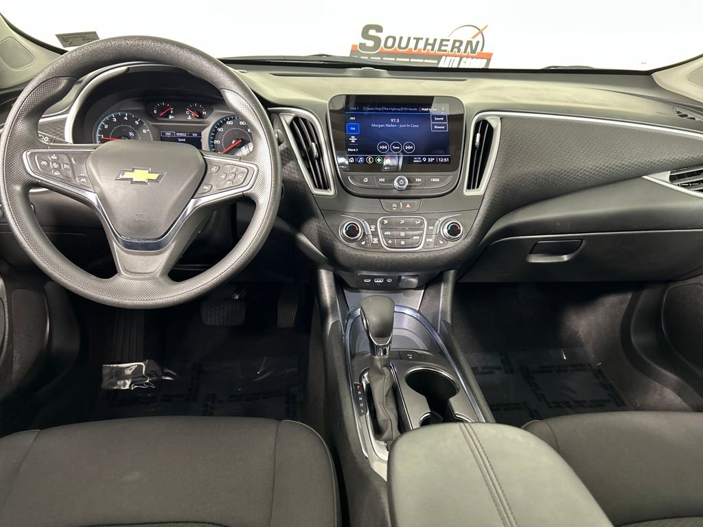 Used 2025 Chevrolet Malibu LT image 18