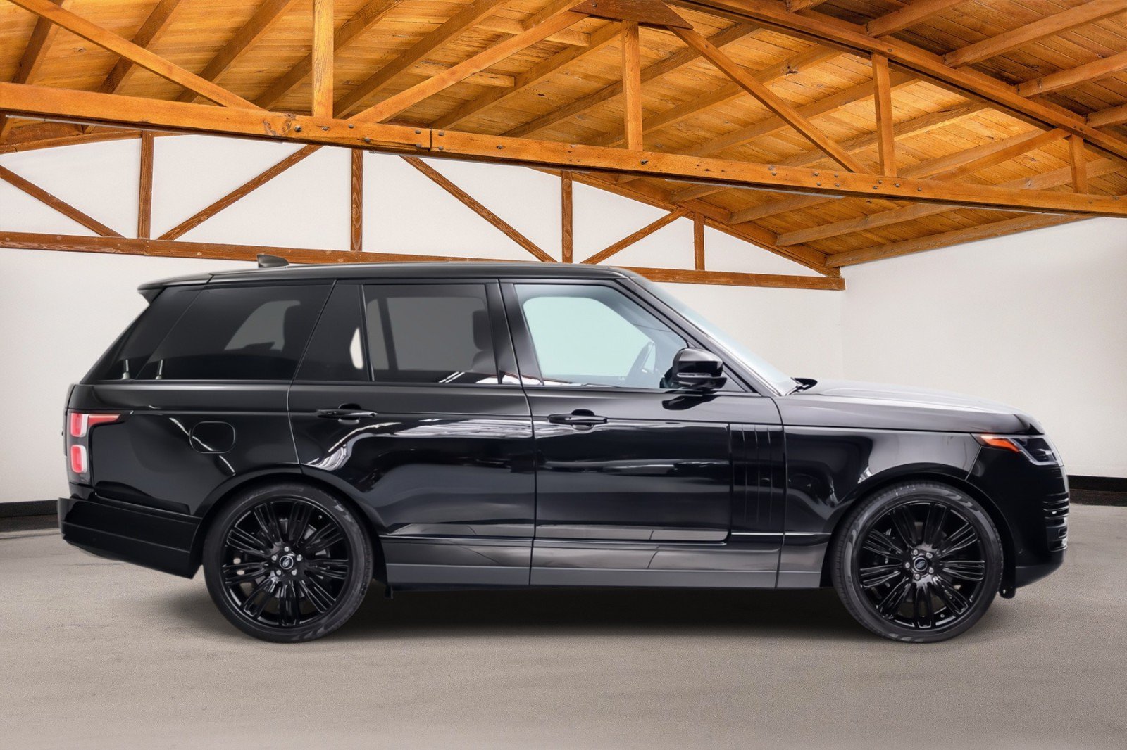 Used 2021 Land Rover Range Rover P525 Westminster Edition AWD/4WD image 6