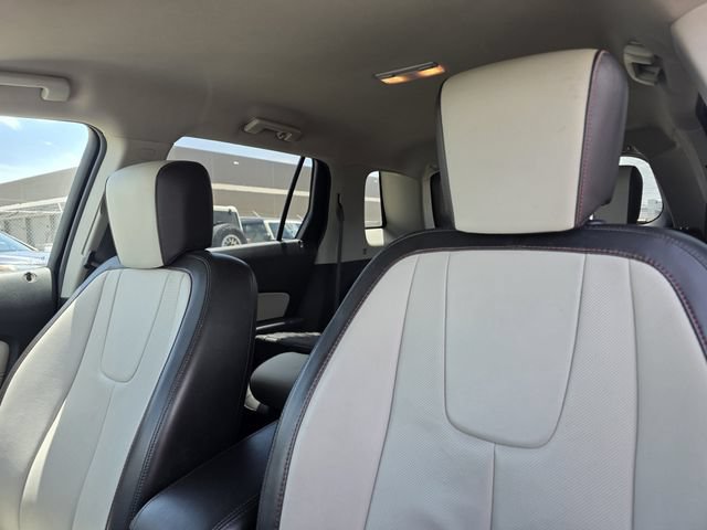 Used 2016 GMC Terrain SLT w/ Driver Alert Package I FWD image 4