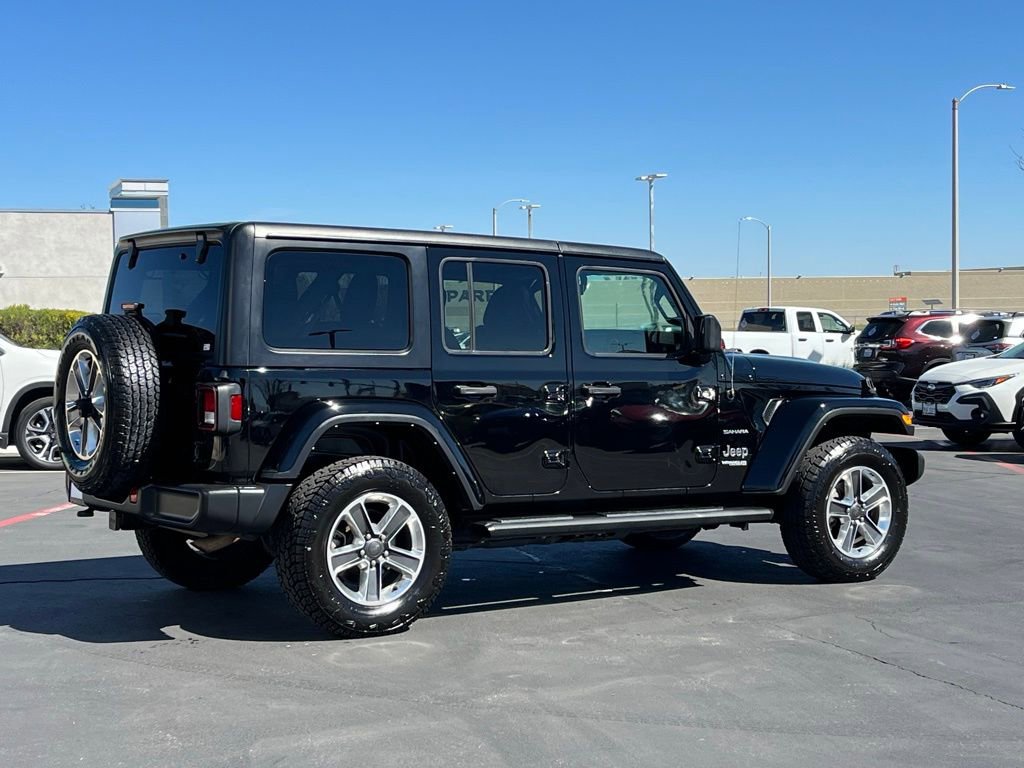 Used 2022 Jeep Wrangler Unlimited Sahara w/ Cold Weather Group AWD/4WD image 8