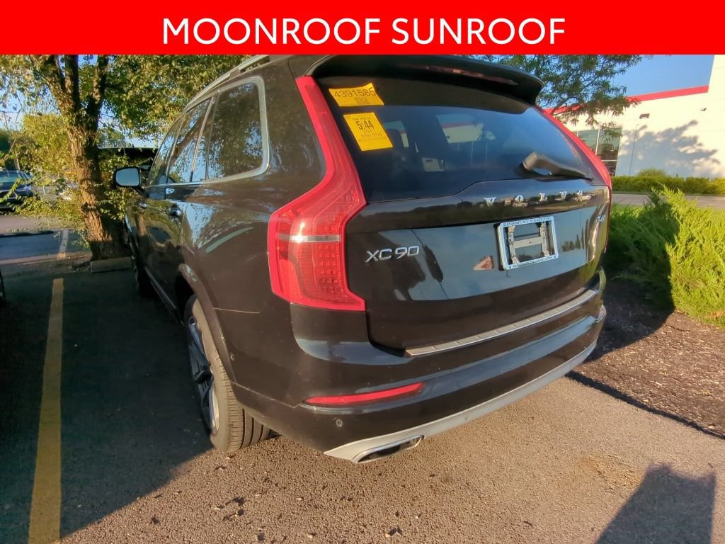 Used 2017 Volvo XC90 T6 Momentum w/ Vision Package AWD/4WD image 4