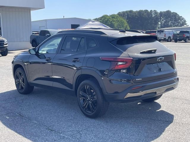 Used 2024 Chevrolet Trax ACTIV FWD image 6