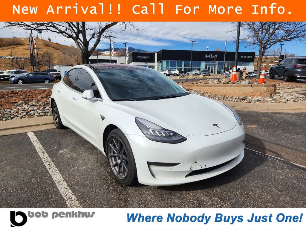 Used 2018 Tesla Model 3 Long Range image 1