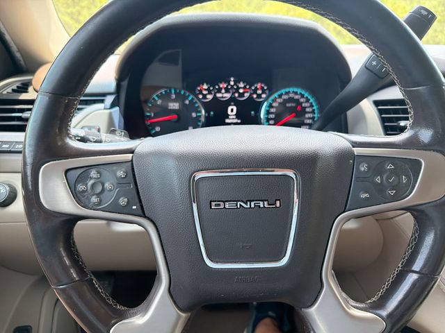 Used 2018 GMC Yukon Denali w/ Open Road Package AWD/4WD image 18