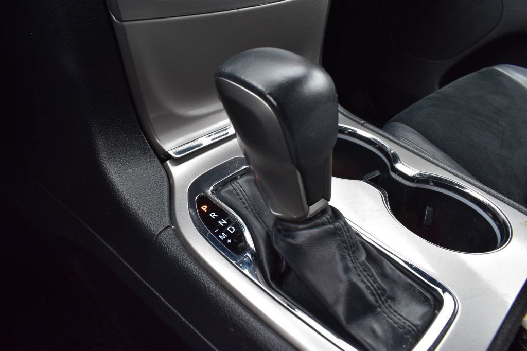 Used 2018 Jeep Grand Cherokee Altitude AWD/4WD image 29
