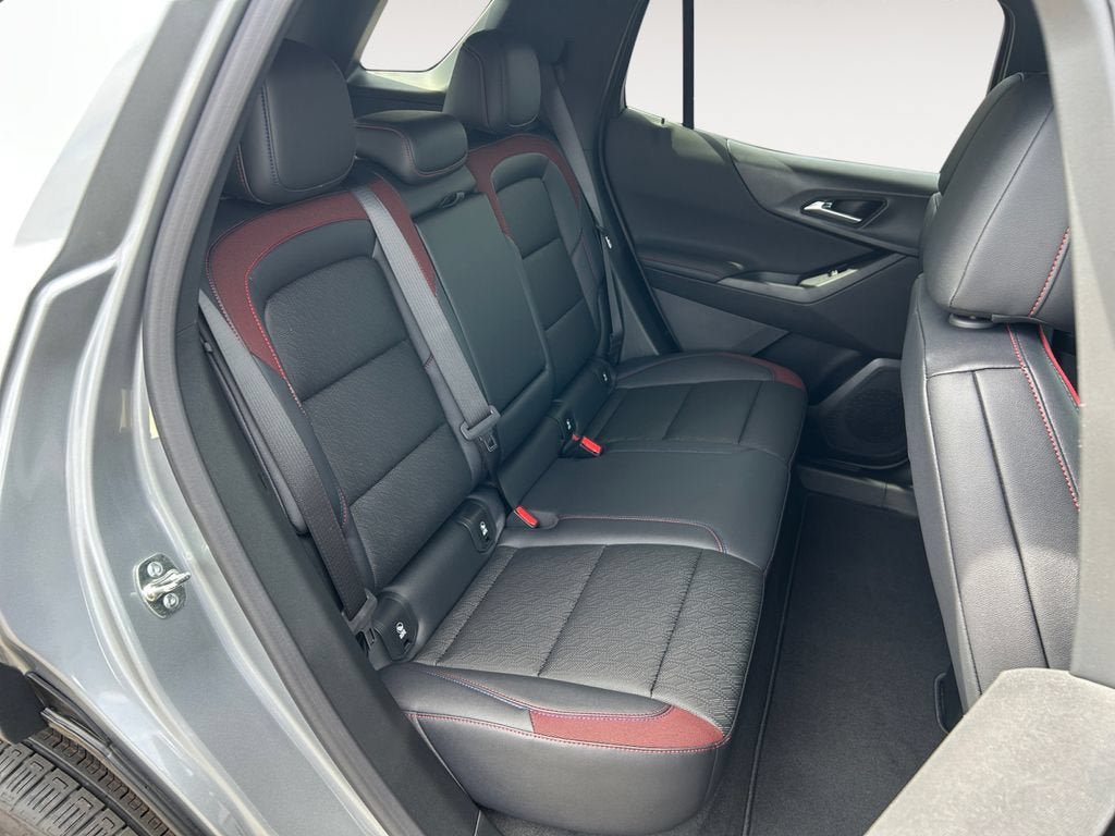 New 2026 Chevrolet Equinox RS w/ Convenience Package III AWD/4WD image 23