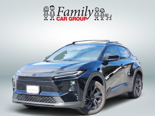 Certified 2026 Toyota C-HR AWD/4WD image 1