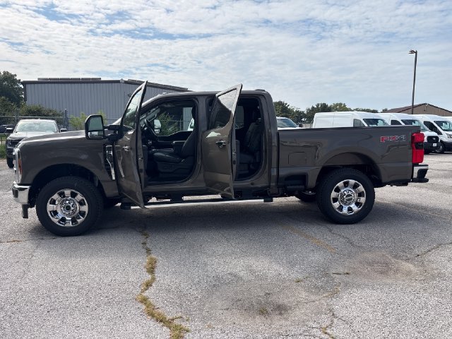 New 2027 Ford F250 Lariat w/ Lariat Premium Package AWD/4WD image 10