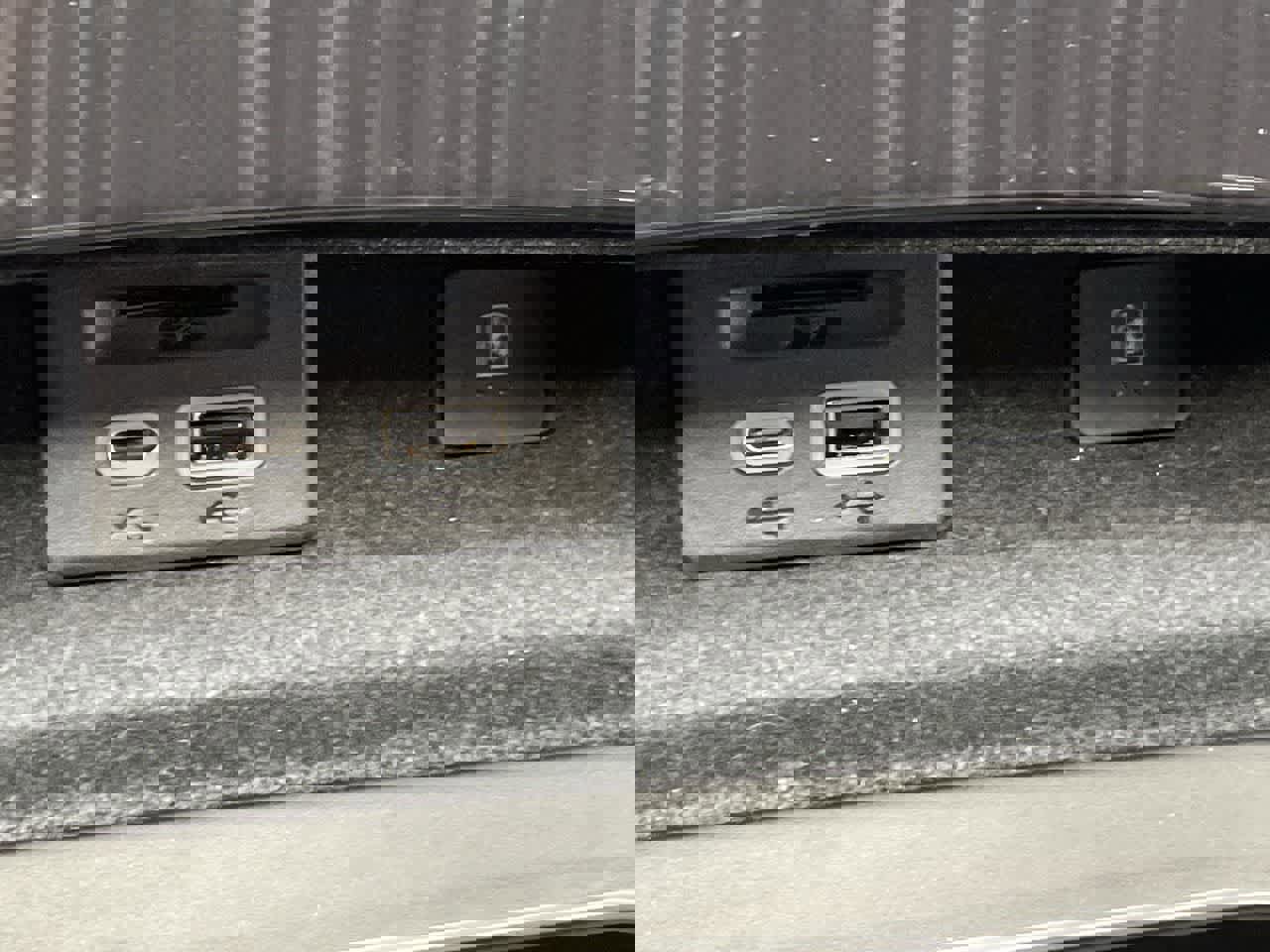 Certified 2024 Cadillac Escalade ESV V w/ LPO, ONYX Package image 29