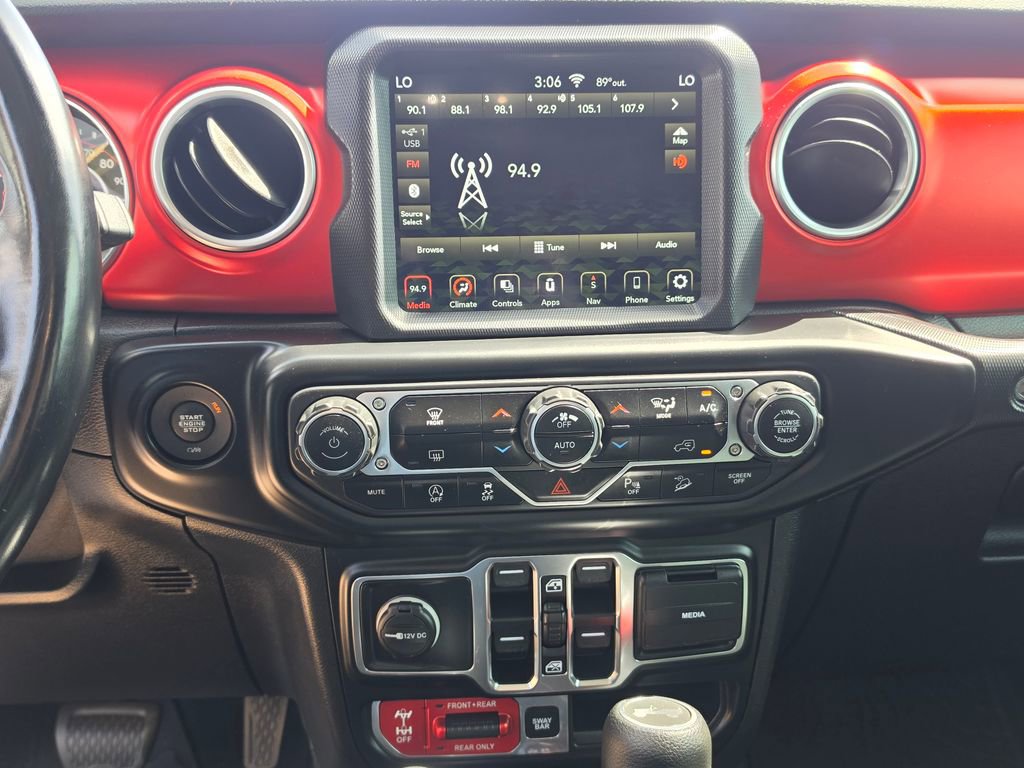 Used 2020 Jeep Wrangler Unlimited Rubicon AWD/4WD image 23