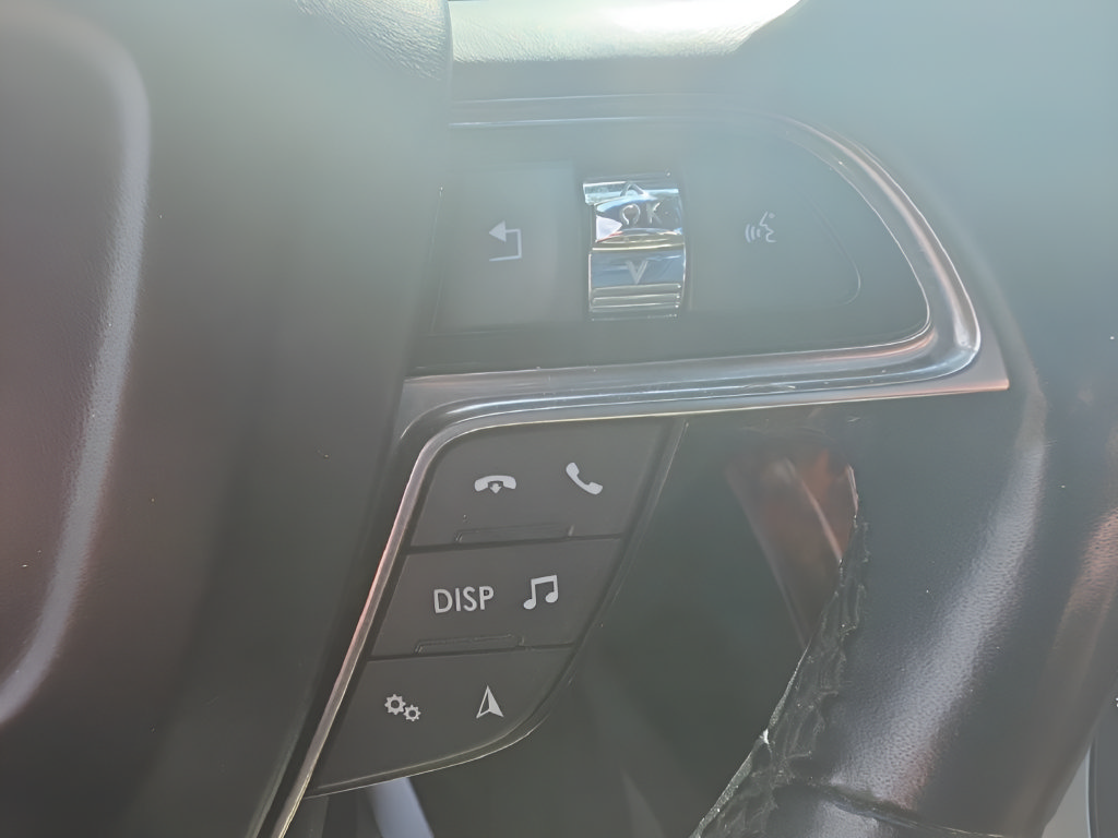 Used 2020 Lincoln Nautilus Reserve AWD/4WD image 13