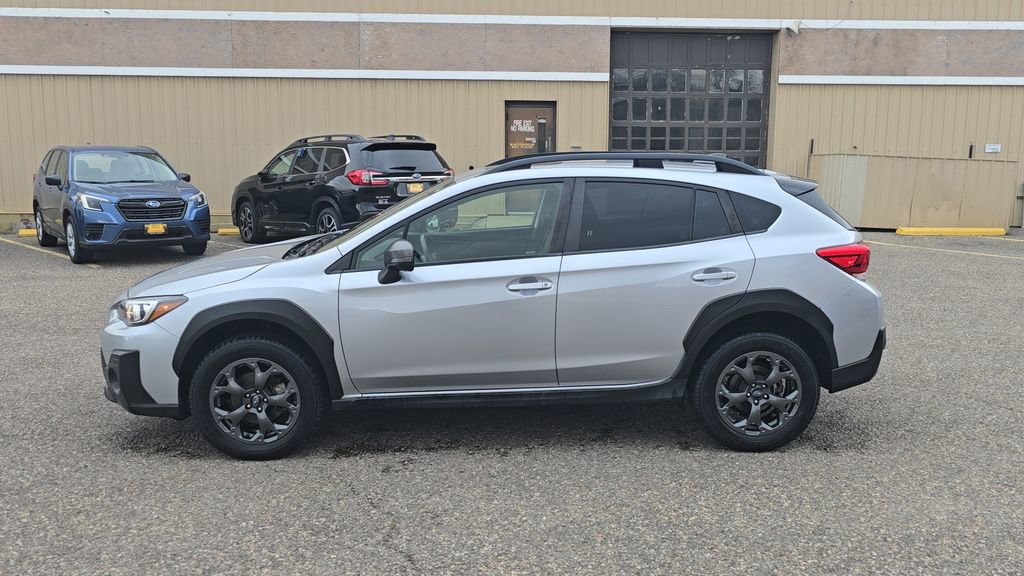 Used 2022 Subaru Crosstrek 2.5i Sport w/ Moonroof Package image 8