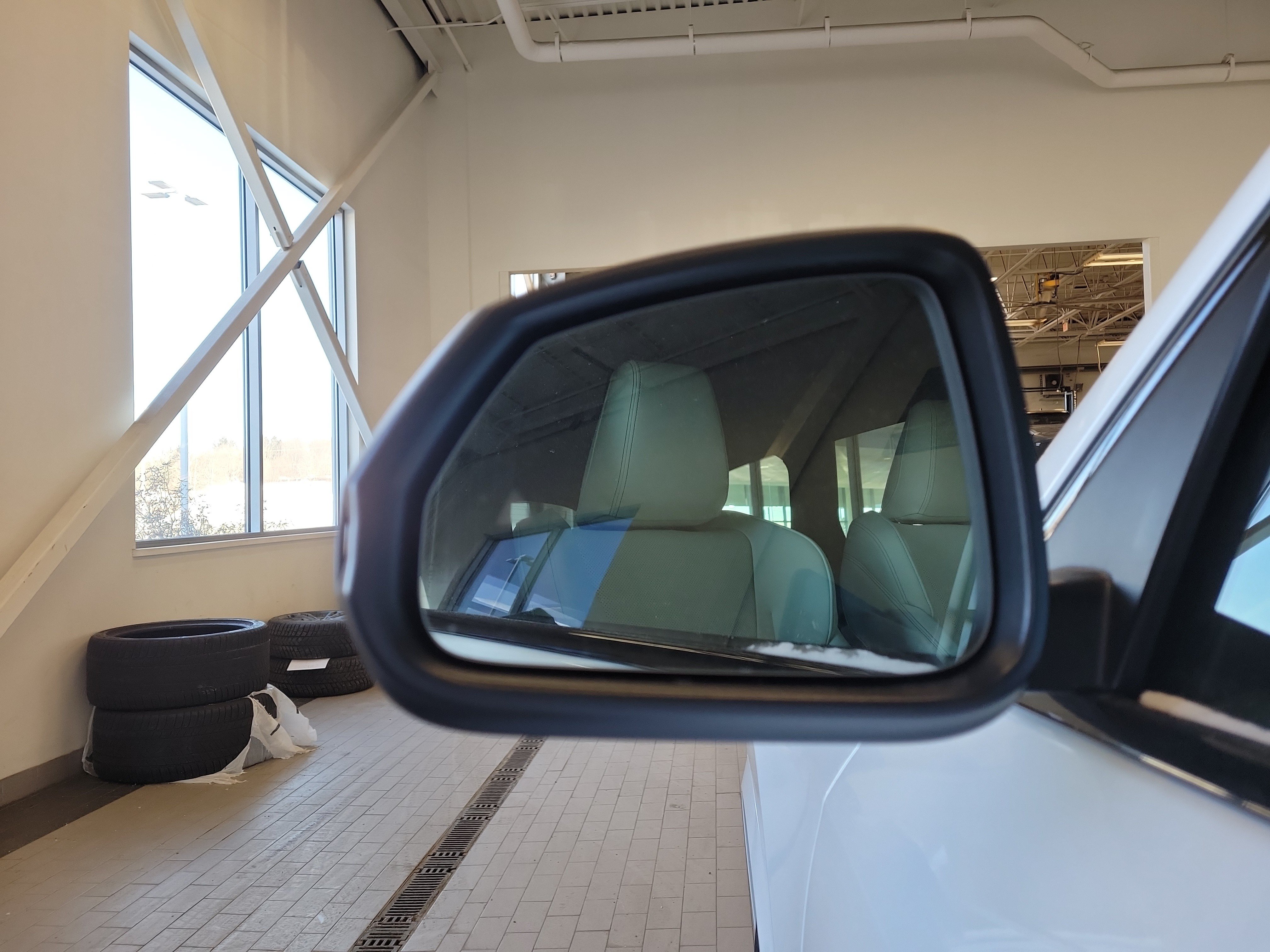 Used 2026 BMW X1 xDrive28i w/ Technology Package AWD/4WD image 10