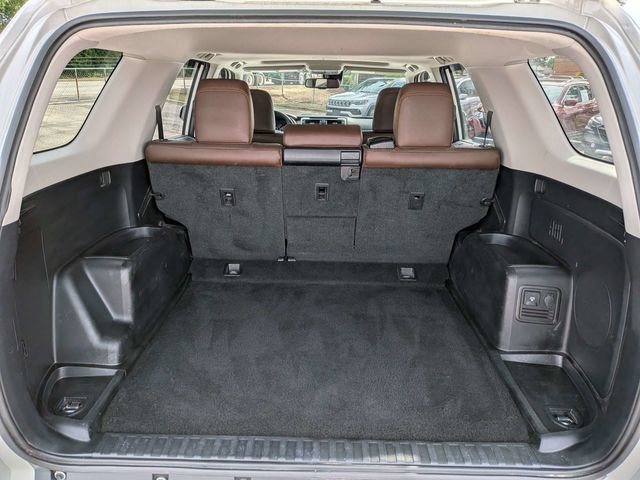 Used 2022 Toyota 4Runner Limited AWD/4WD image 13