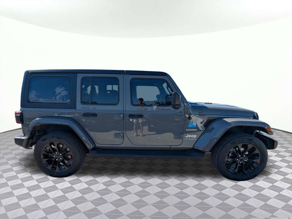 Used 2022 Jeep Wrangler Unlimited Sahara w/ Cold Weather Group image 2