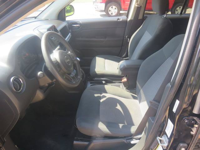 Used 2014 Jeep Compass Sport AWD/4WD image 14
