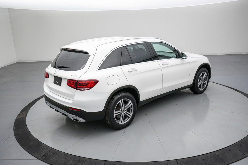 Used 2022 Mercedes-Benz GLC 300 4MATIC image 4