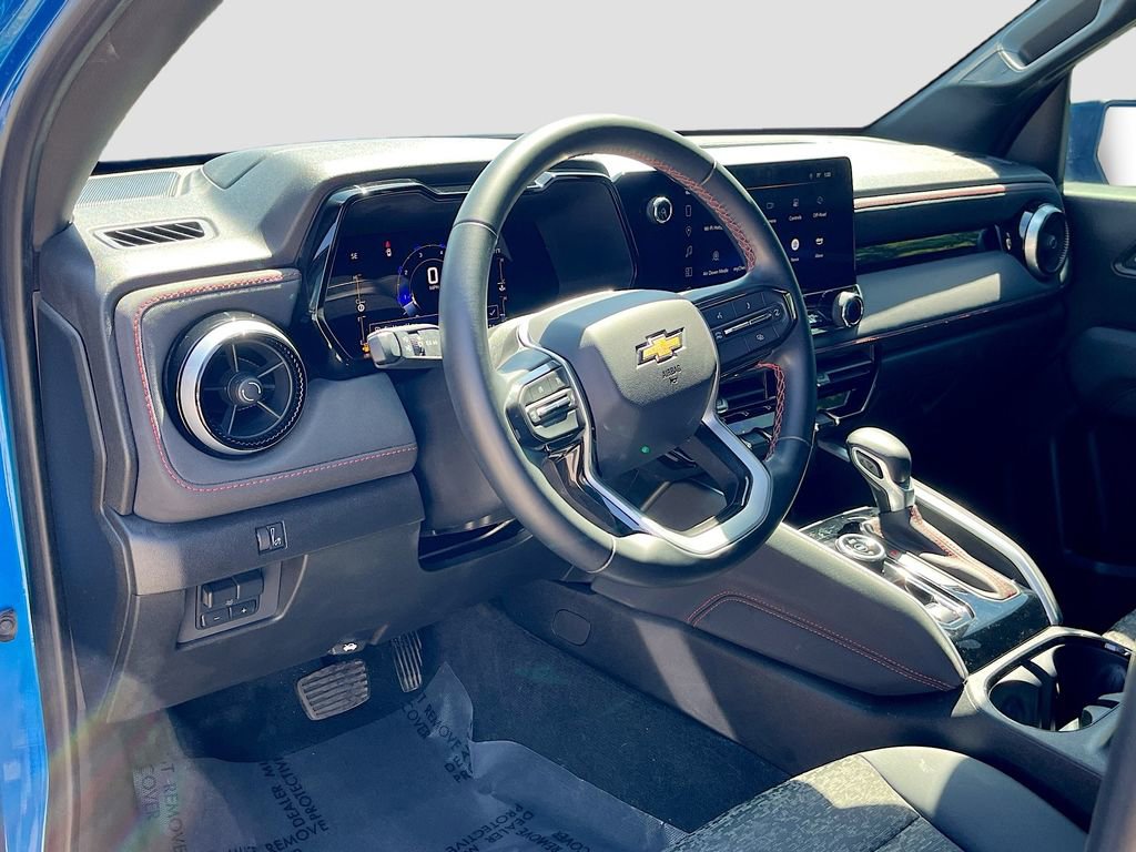 Used 2023 Chevrolet Colorado Z71 w/ Z71 Convenience Package 2 image 9