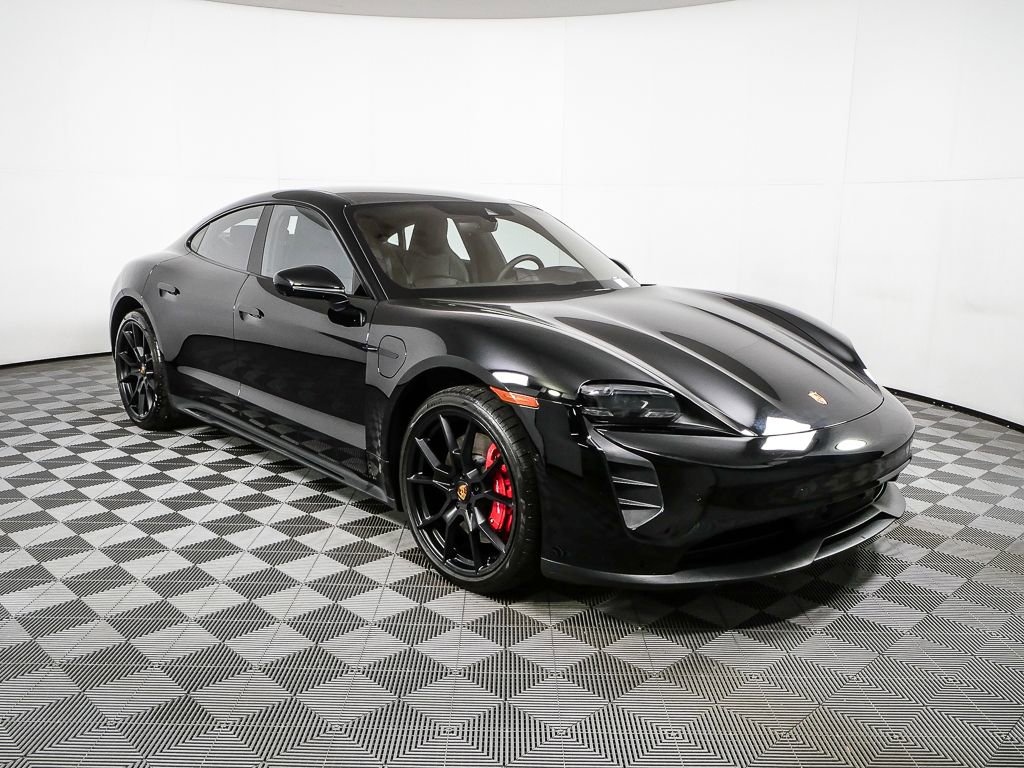 Certified 2024 Porsche Taycan GTS image 28
