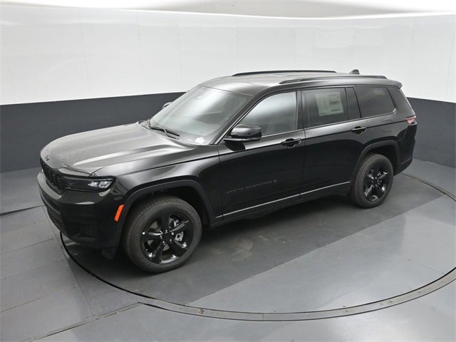 New 2025 Jeep Grand Cherokee L Altitude image 25
