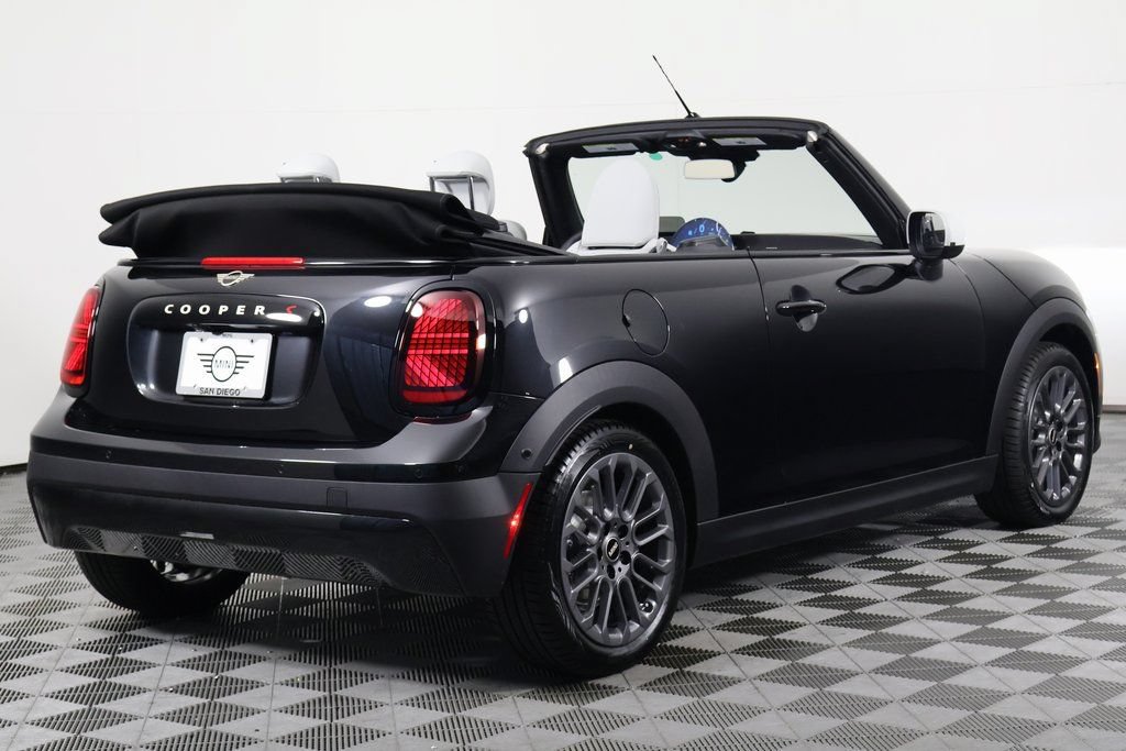 New 2026 MINI Cooper S FWD image 3
