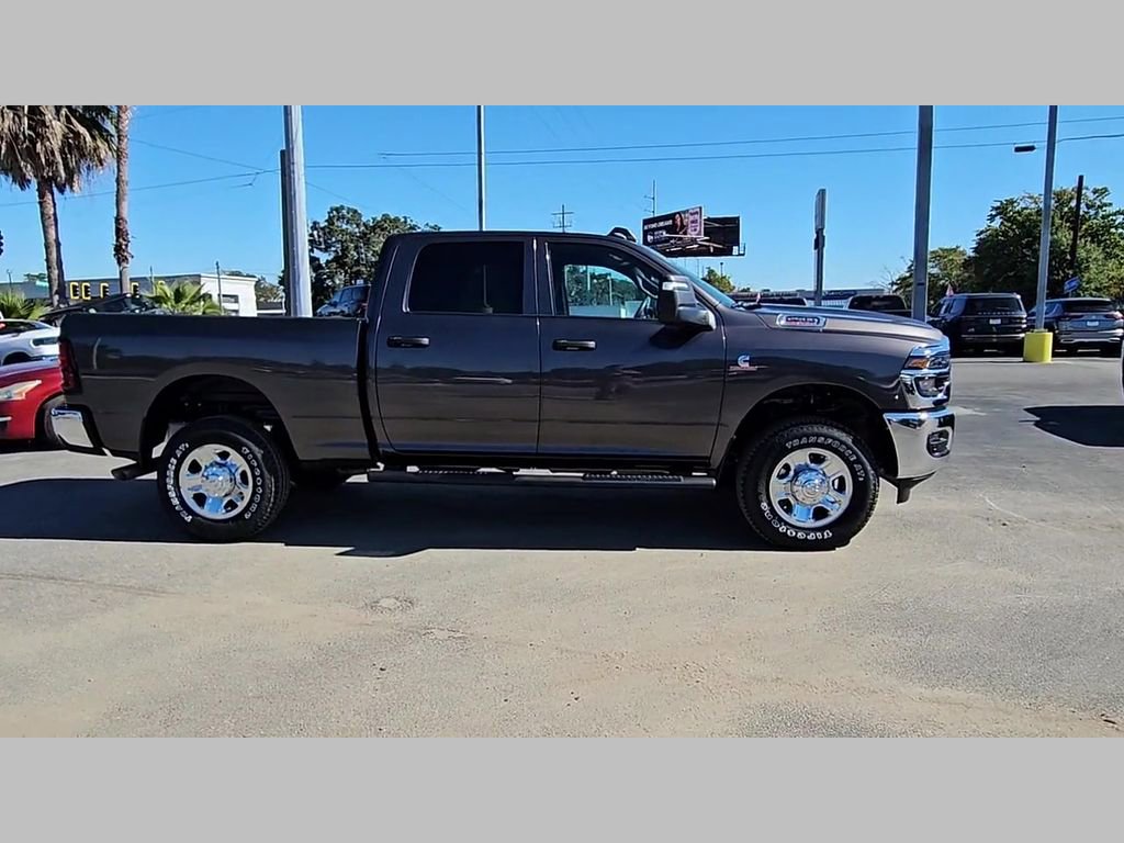 New 2026 RAM 2500 Tradesman AWD/4WD image 34